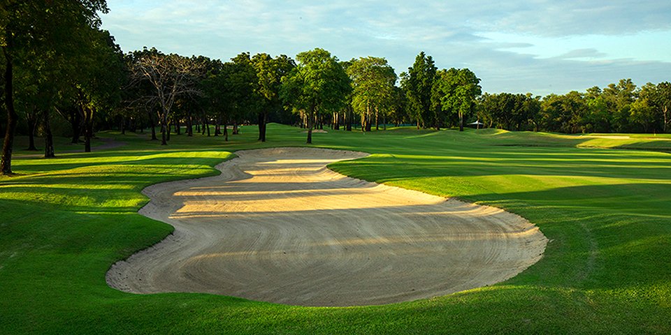 Lam Luk Ka Country Club